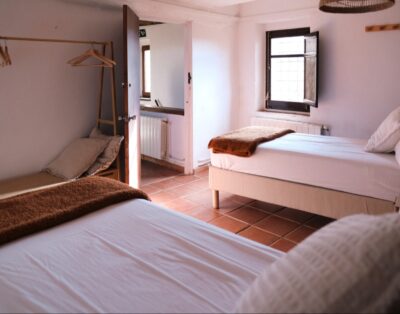 Bed in Shared Room – Casa Pardal